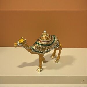 TCHOTCHKE-Gold and Green Decorative Hinged Camel Trinket Holder-NIB